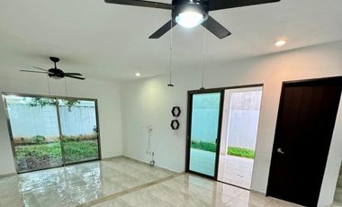VENTA DE CASA EN CHETUMAL CLUB RESIDENCIAL ANDARA