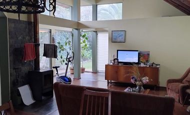 Se arrienda excelente casa para uso comercial