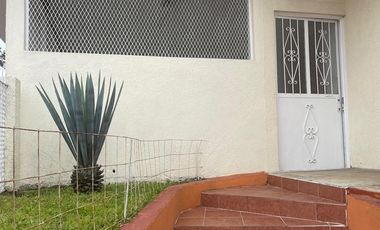 Amplia Casa en esquina 4 recámaras excelente ubicación en Naolinco