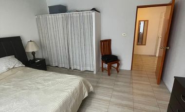 Amplia Casa en esquina 4 recámaras excelente ubicación en Naolinco