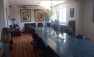 Amplia, Cómoda y Sólida propiedad comercial en Venta, 2 Norte.