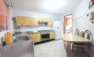 Departamento en renta planta baja y 3 recámaras