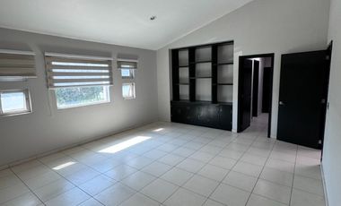Casa en Venta, Jardín Real Coto 3