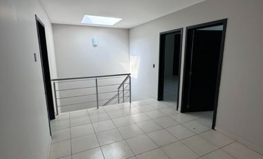 Casa en Venta, Jardín Real Coto 3