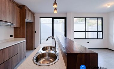 En venta casa tres habitaciones aplica a crédito VIP