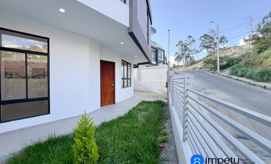 En venta casa tres habitaciones aplica a crédito VIP
