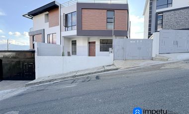 En venta casa tres habitaciones aplica a crédito VIP