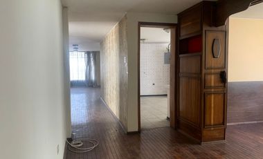 Venta Casa  Rentera sector Jipijapa 3 departamentos