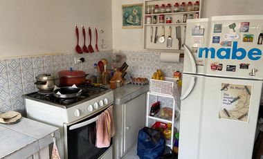 Venta Casa  Rentera sector Jipijapa 3 departamentos