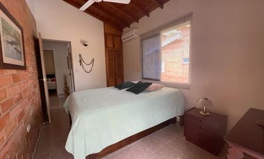 CASA CAMPESTRE DENTRO DE PARCELACION, SAN JERONIMO ANTIOQUIA
