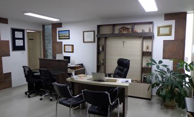 VENTA DE EXPECTACULAR LOCAL COMERCIAL TOTALMENTE REMODELADO