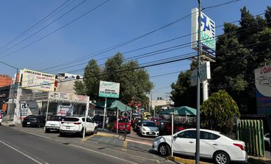 Local sobre av del Iman