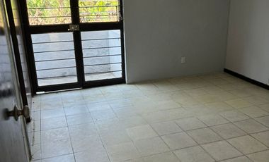 Excelente Casa Super ubicada en CAMINO REAL