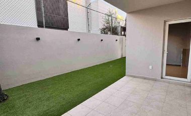 Casa remodelada en renta en Puertas del Tule