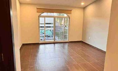 Casa remodelada en renta en Puertas del Tule