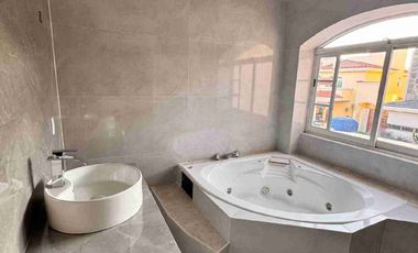 Casa remodelada en renta en Puertas del Tule