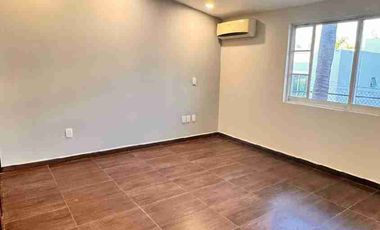 Casa remodelada en renta en Puertas del Tule