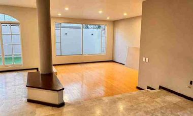 Casa remodelada en renta en Puertas del Tule