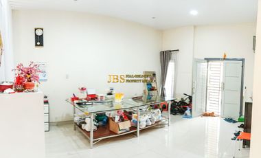 Dijual Villa Komplek Cemara Asri Jalan Azalea