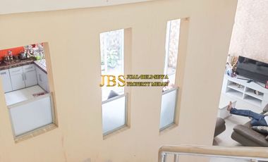 Dijual Villa Komplek Cemara Asri Jalan Azalea