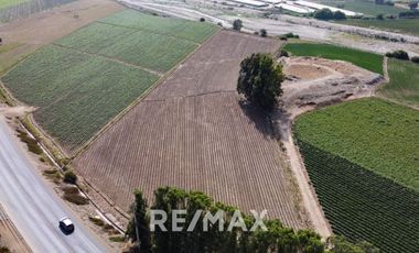 Venta De Amplio Terreno En Carretera Lima - Canta Distrito De Canta- Lima/12,000M2 En Pleta Avenida Principal (75$ El Metro Cuadrado) - Precio Super S