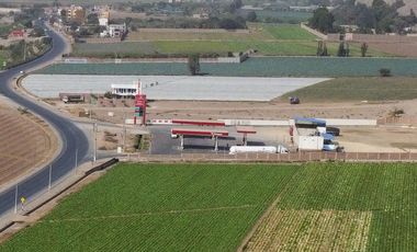 Venta De Amplio Terreno En Carretera Lima - Canta Distrito De Canta- Lima/12,000M2 En Pleta Avenida Principal (75$ El Metro Cuadrado) - Precio Super S