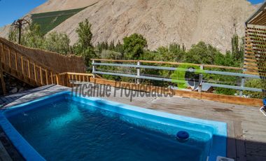 En Paihuano, Valle del Elqui, venta de casa con piscina y quincho. Hermosa vista. $69 millones