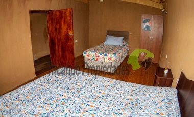 En Paihuano, Valle del Elqui, venta de casa con piscina y quincho. Hermosa vista. $69 millones