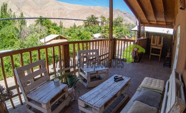 En Paihuano, Valle del Elqui, venta de casa con piscina y quincho. Hermosa vista. $69 millones
