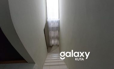 JUAL SEWA RUMAH 2 LANTAI FURNISHED GREENDLAND RESIDENCE KAMPIAL NUSA DUA BADUNG, BALI