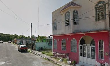 CASA ADJ. CON POSESION INMEDIATA,  CALLE 4  DESARROLLO HABIT. EN LA AV. UNIVERSIDAD, ANTES AV. TAMPICO(FOVISSSTE 6TA ETAPA), CHETUMAL. QUINTANA ROO