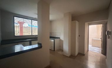 Garzota, Renta de Casa Separada en 2 Departamentos