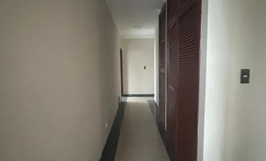 Garzota, Renta de Casa Separada en 2 Departamentos