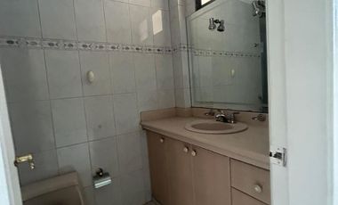 Garzota, Renta de Casa Separada en 2 Departamentos