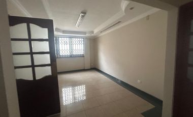 Garzota, Renta de Casa Separada en 2 Departamentos