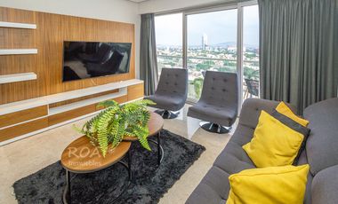 Central Park Gdl Amueblado Piso Alto English Spoken