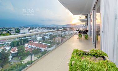 Central Park Gdl Amueblado Piso Alto English Spoken