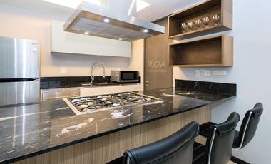 Central Park Gdl Amueblado Piso Alto English Spoken