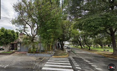 Oportunidad, Casa de Remate Bancario, Juan Manuel Vallarta, Zapopan, Jalisco.  Con 3 Recamaras y 153m2, entre Av. México y Av. Inglaterra.