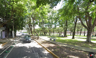 Oportunidad, Casa de Remate Bancario, Juan Manuel Vallarta, Zapopan, Jalisco.  Con 3 Recamaras y 153m2, entre Av. México y Av. Inglaterra.