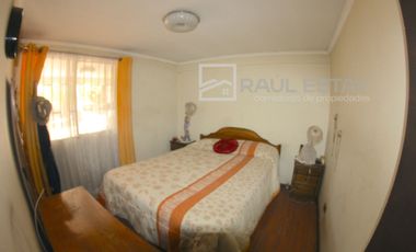 Vendemos casa en esquina de 5 dormitorios con 2 baños en Avenida Principal