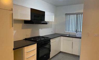 Bonito depto. amueblado de dos recamaras y bien ubicado.