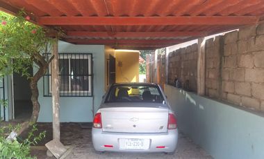 SE VENDE BONITA Y AMPLIA CASA EN JAMAPA