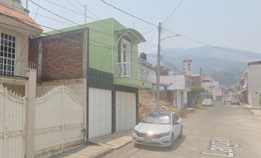 CASA A LA VENTA EN SAN JUAN BAUTISTA, URUAPAN, MICHOACAN, REMATE ADJUDICADO