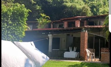 TEQUESQUITENGO OPORTUNIDAD SE VENDE PRECIOSO TERRENO PEGADO AL LAGO