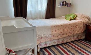 CASA EN VENTA | 4 DORMITORIOS - 3 BAÑOS - 4 ESTACIONAMIENTOS | FALDEOS DE CURAUMA - AV. LAS TABLAS / PARIS
