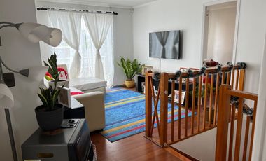 CASA EN VENTA | 4 DORMITORIOS - 3 BAÑOS - 4 ESTACIONAMIENTOS | FALDEOS DE CURAUMA - AV. LAS TABLAS / PARIS