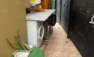 CASA EN VENTA | 4 DORMITORIOS - 3 BAÑOS - 4 ESTACIONAMIENTOS | FALDEOS DE CURAUMA - AV. LAS TABLAS / PARIS