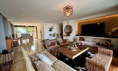 Vendo Apartamento en La Calera, Medellin El Poblado 228 Mts