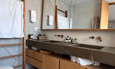 Vendo Apartamento en La Calera, Medellin El Poblado 228 Mts